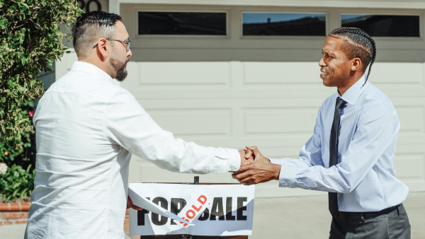 How Does Wholesale Real Estate Work?